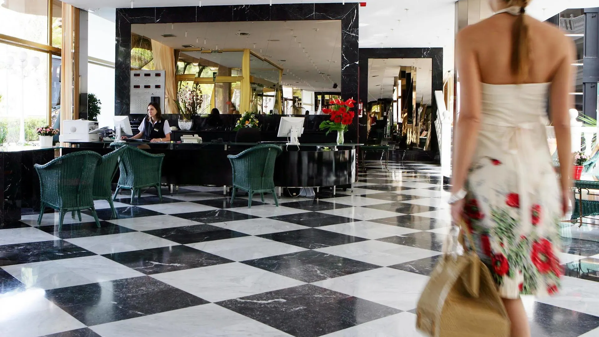 ****  Hotel Cleopatra Palace Playa de las Americas  Spain